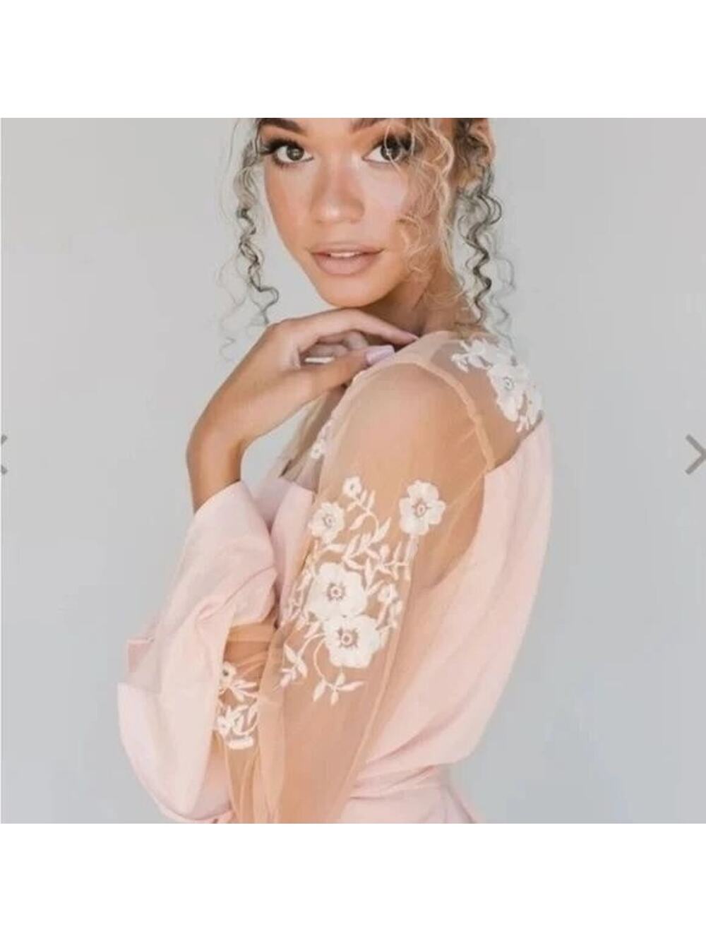 Robed with Love Hildy Robe Pink Floral Embroidered Sheer Illusion Bell Sleeves S